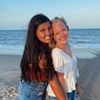 lily_taylorr lily_taylorr